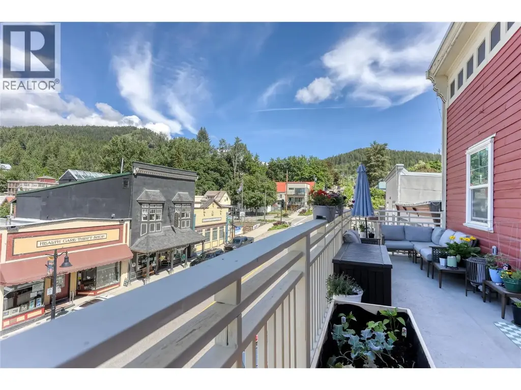 2044 Washington Street Unit# 10, Rossland
